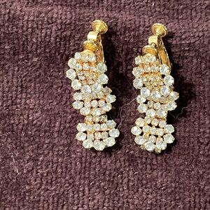 Elegant Gold and Crystal Dangle Earrings